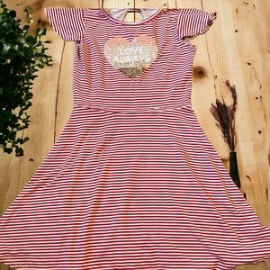 Girls love always  red & white stripe dress size 7 bkind